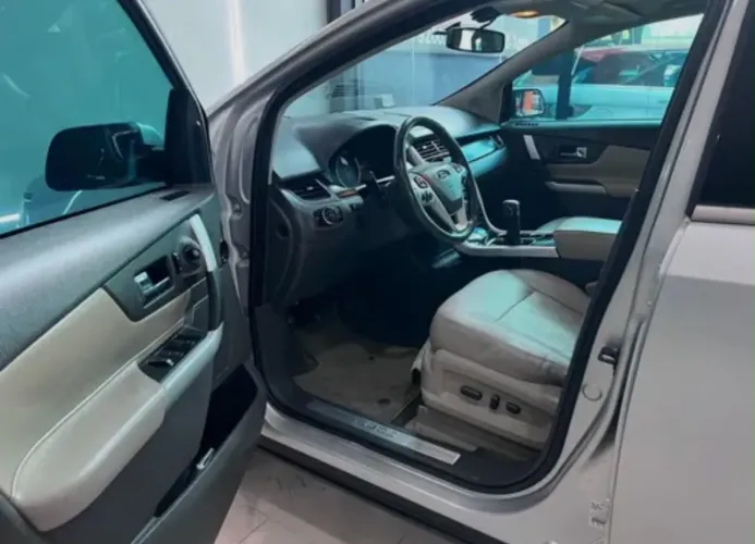 Ford Edge SEL 3.5 V6 24V AWD Aut. 2012