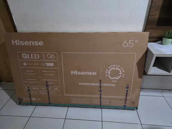 SMART TV HISENSE QLED 65" NOVA NA CAIXA