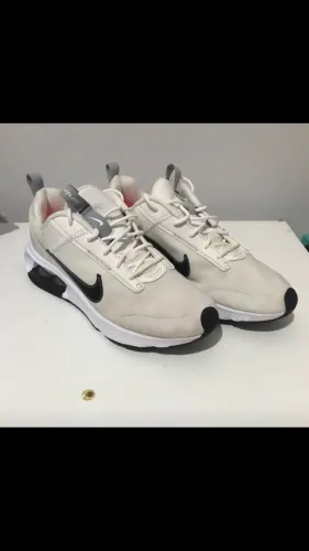 Tênis Nike