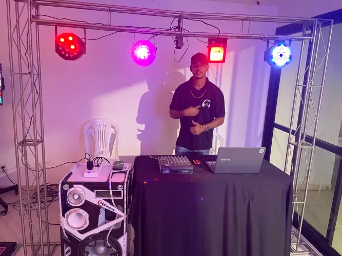 DJ som Iluminação Promoção 