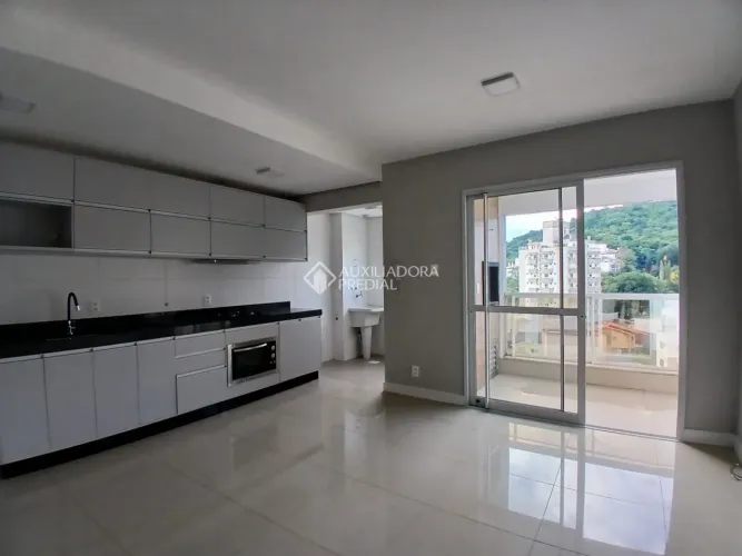 Apartamento 2 quarto(s), no bairro Itacorubi