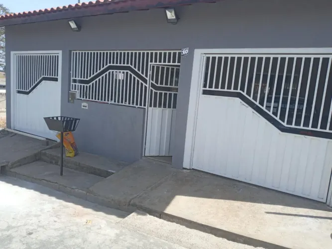 CASA CANA VERDE - MG 220 Mtrs quadrados