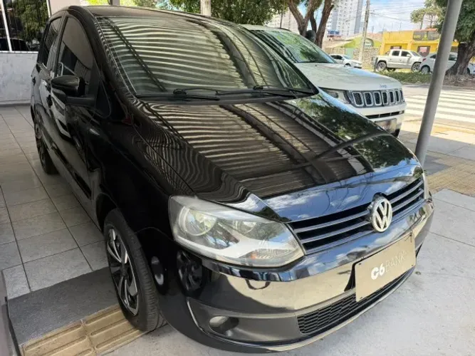 Volkswagen Fox 1.0 MI Total Flex 8V 5P 2011