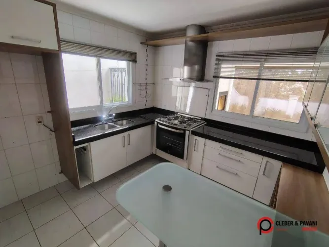 Sobrado com 3 dormitórios para alugar, 287 m² por R$ 8.500/mês - Condomínio Boulevard Vict