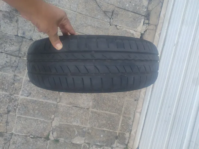 Pneu 175/65/14 Pirelli 