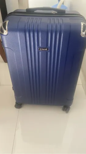 Vendo mala tamanho M até 23 kg