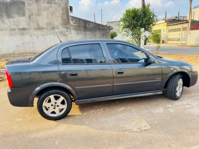 Chevrolet Astra Sed. Advant. 2.0 8V MPFI Flexp. 4P 2007