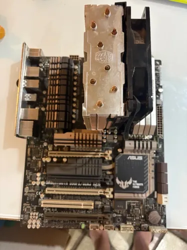 Kit Upgrade Premium AM3+ Asus TUF Sabertooth 990FX + FX 8350 + 16GB Corsair Dominator