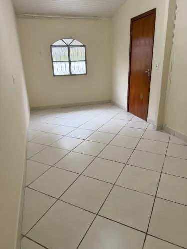 Casa de 1 quarto e sala próx Shopping Mestre Alvaro