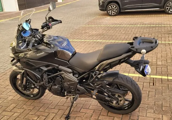 KAWASAKI VERSYS 650 2024