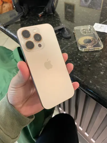 iPhone 16 Pro 128 TRINCADO