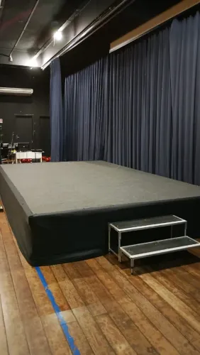 Vendo Palco Praticável 60cm a 90cm