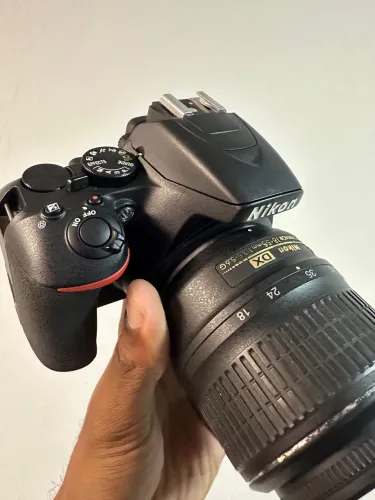 Duas Câmera profissional Nikon 