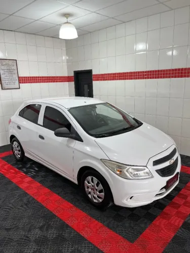 Chevrolet Onix JOY Hatch 1.0 8V Flex Mec. 4P 2018