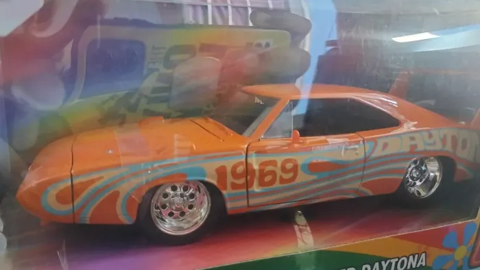 Jada Dodge Charger psicodélico 
