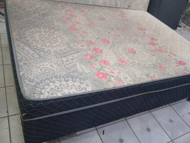 Cama box casal