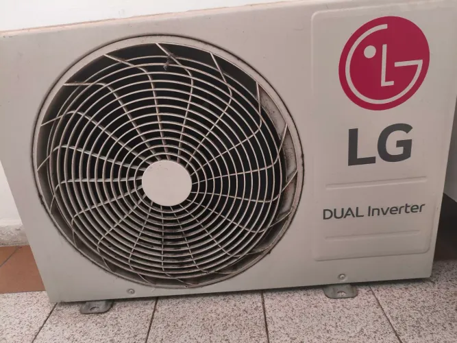 Ar condicionado LG dual inverter com defeito 