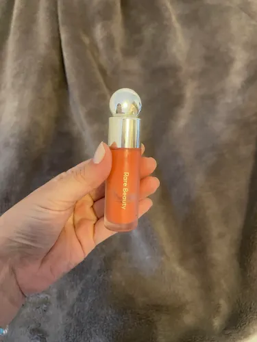 EMBALAGEM BLUSH RARE BEAUTY 