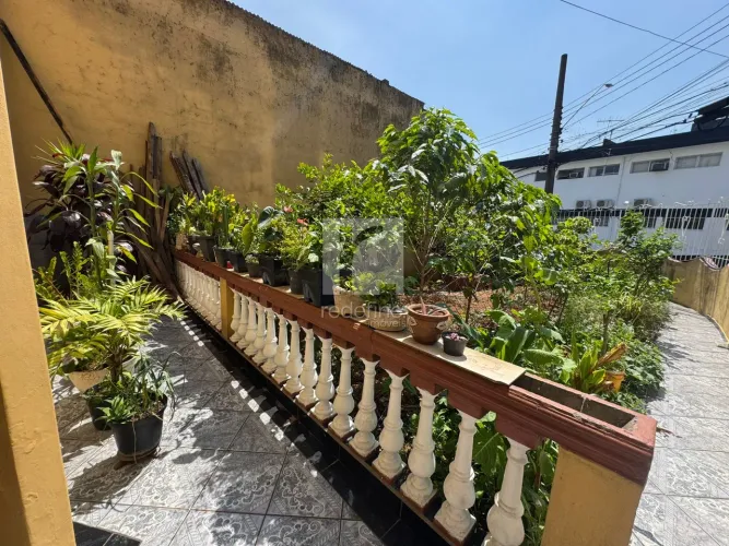Sobrado 3 quartos - Bairro Nações