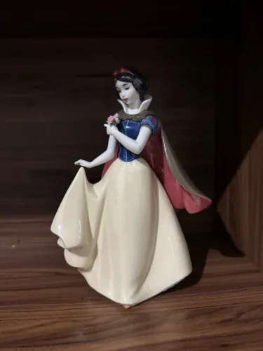 Escultura Lladró Branca de Neve Snow White Porcelana