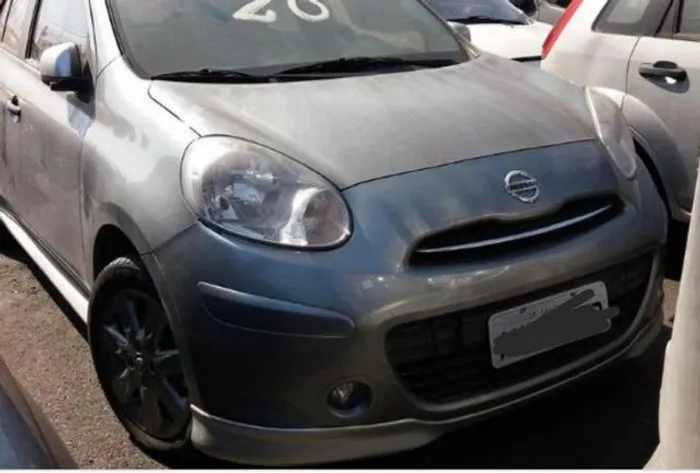 Sucata Nissan March 2012 até 2014 para retirada de peças.