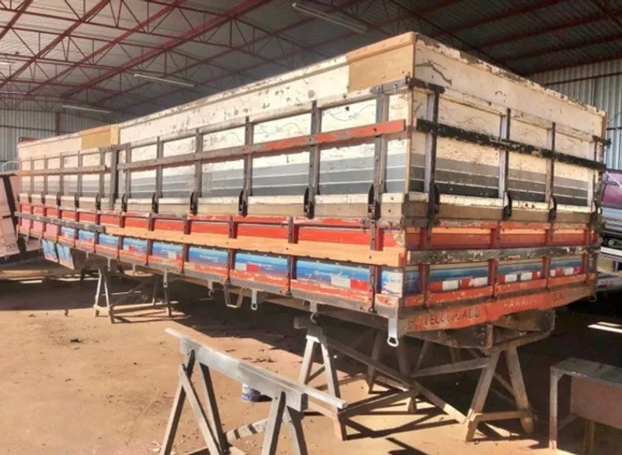 CARROCERIA MADEIRA GRANELEIRO 7,80