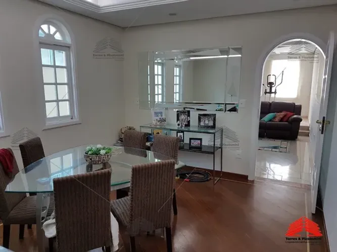 sobrado, casa, piscina, 4 quartos, 5 vagas de garagem, terreno 5x32, 400m², metrô vila pru