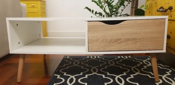 Mesa de centro com gaveta 1,00 m x 0,60 m