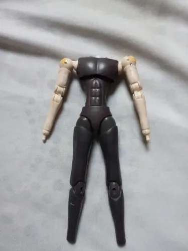 Cloth myth ex corpo marrom