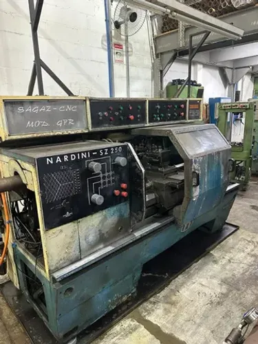 Torno CNC nardini Sagaz 250