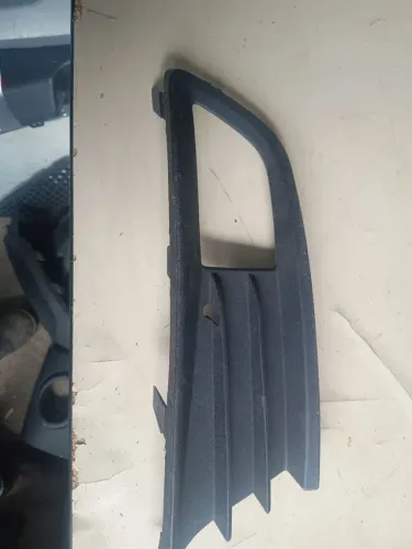 Moldura farol milha gol g6 direita