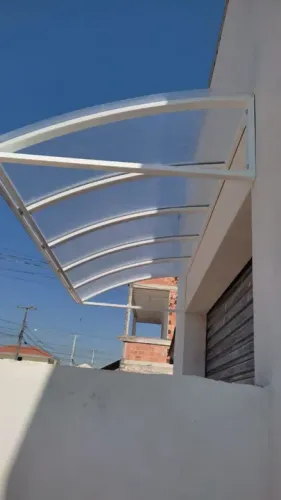 Toldo,Coberturas em policarbonato para área externa