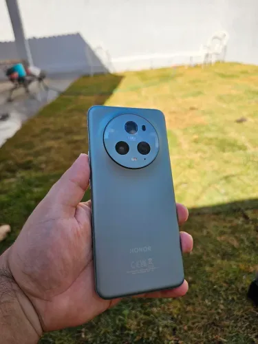 Honor Magic 5 Pro 12/512 gb Snap 8 GEN 2 aceito troca passo cartão