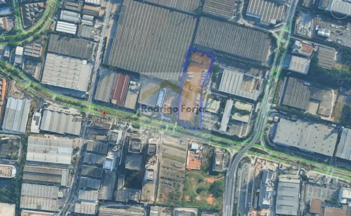 EXCELENTE TERRENO EM AVENIDA NOBRE ALPHAVILLE PARA LOCAÇÃO - A/C:820,59m², A/T:20.060m²