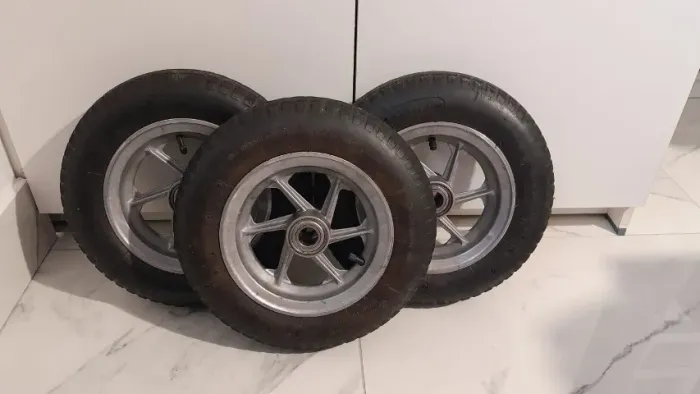 Rodas de alumínio (carrinho de mão)
