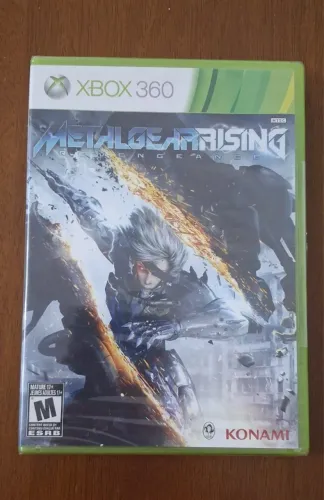 Metal Gear Rising: Revengeance xbox 360 Original LACRADO