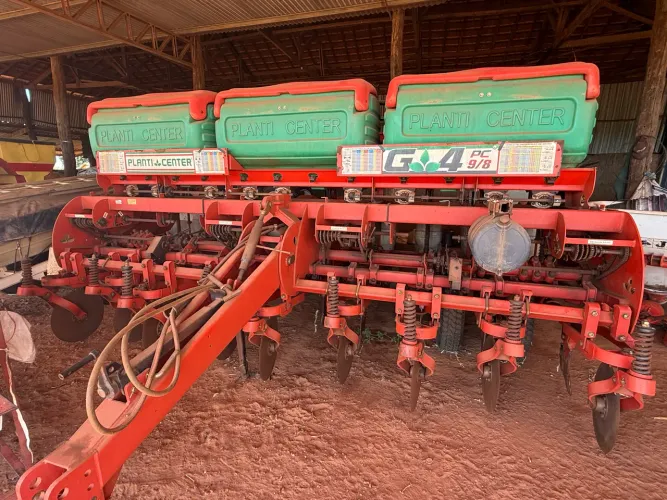 Plantadeira Planti Center 9x50