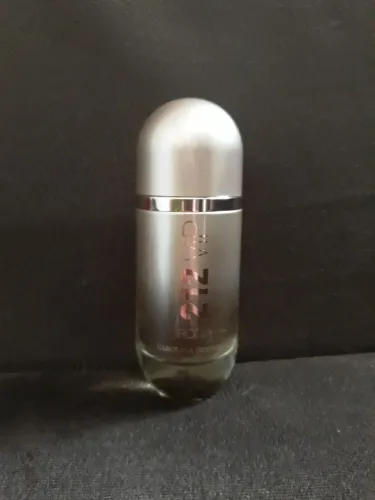 Perfume 212 Vip Rosé -Carolina Herrera