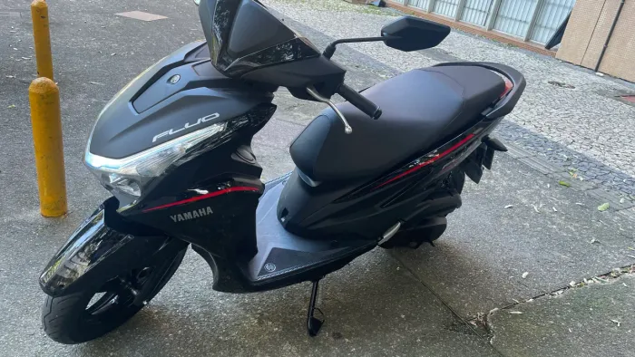 Yamaha Fluo 125 - 2025/2026 - Apenas 2.027 km - R$ 16.500