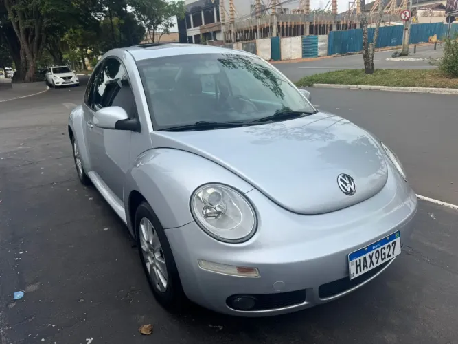 Volkswagen New Beetle 2.0 MI Mec./aut. 2009