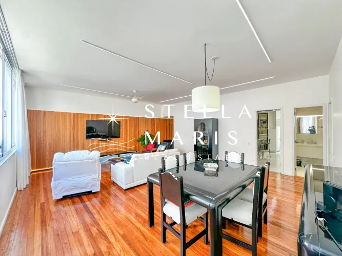 IPANEMA, Arpoador. Apartamento à venda de 160 m2, totalmente reformado, com 03 quartos, se