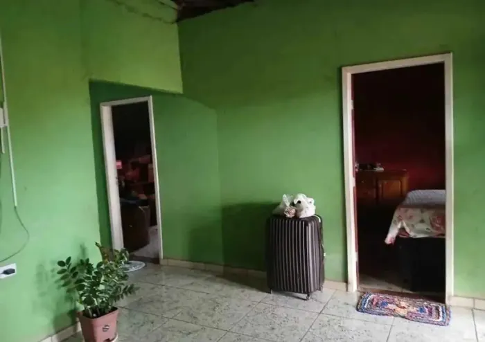 ^Vendo casa no Bengui