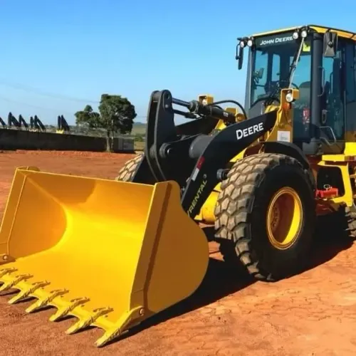 Pá carregadeira John Deere 524k ano 2021