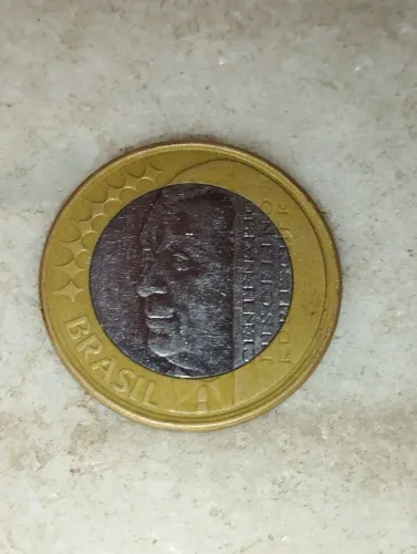 Vendo moeda com erro  de 90 graus por $80,00