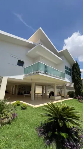 Excelente casa a venda em condomínio fechado em Varginha MG