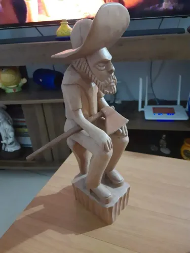 Escultura De Madeira Lenhador