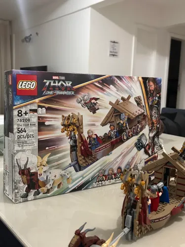 Lego - O barco cabra Thor love and thunder