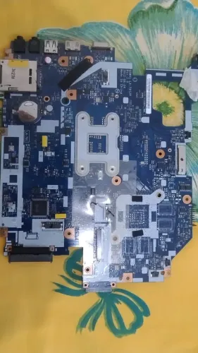 Placa-mãe de Notebook acer e1 531 ( defeito ) aproveitar peça. 