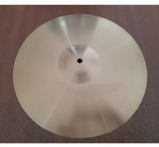 Pratos chimbal .hi hat 14" .sem uso