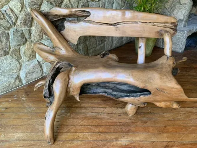 Poltronas Exclusivas de Madeira Bruta por Nelson Ribeiro (@nelsonribeiro)